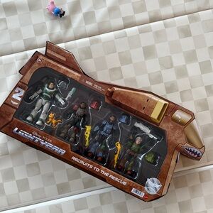 NEW DISNEY PIXAR LIGHTYEAR figure toy set Recruits to the Rescue toy